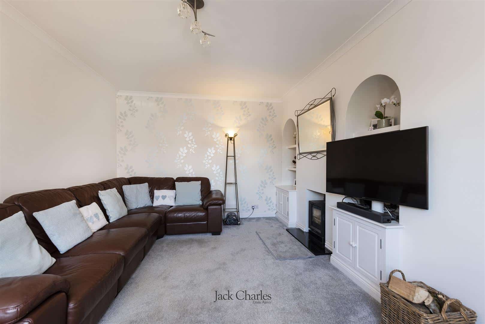 Exeter Close, Tonbridge Jack Charles Estate Agents Tonbridge